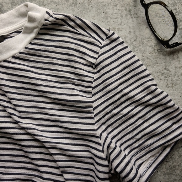 TOPSHOP tie front crop tee blue white stripe 0833 - Picture 2 of 8